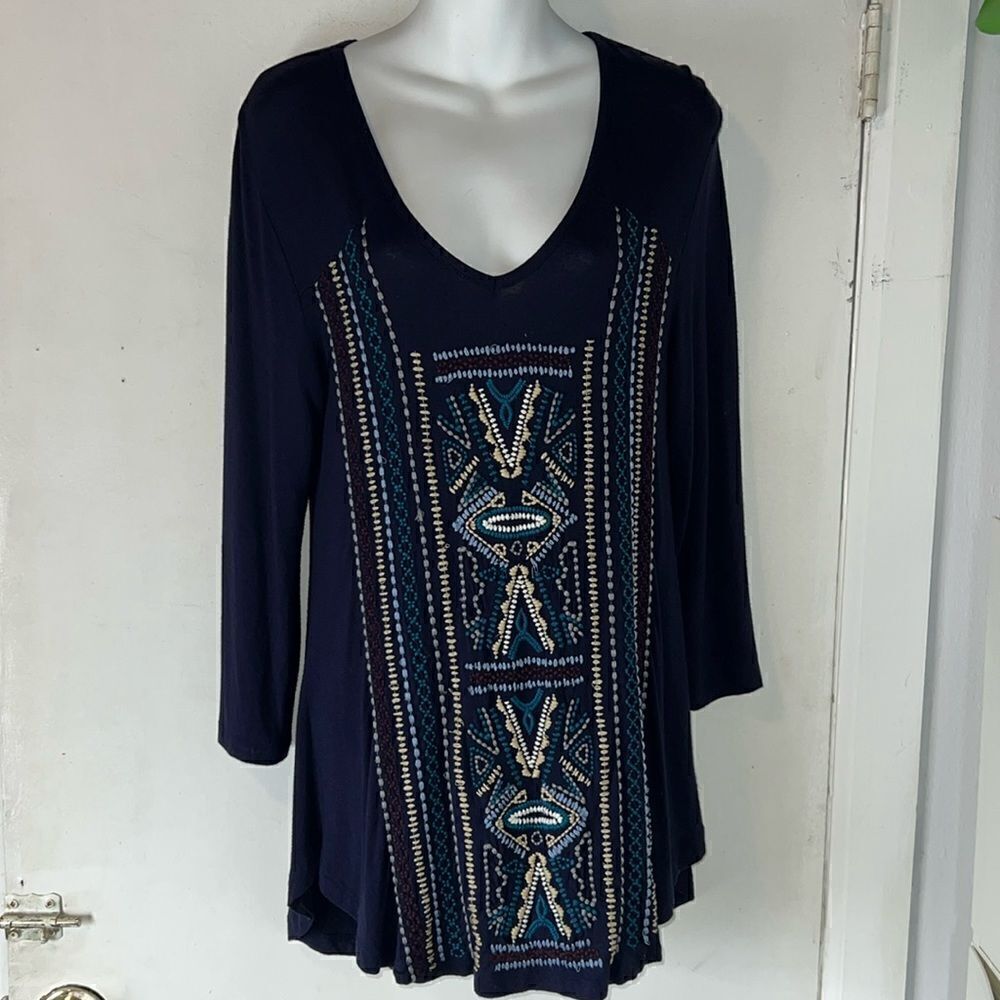 CAITE Navy Blue Lightweight 3/4 Sleeve Embroidered V Neck Tunic Top-S